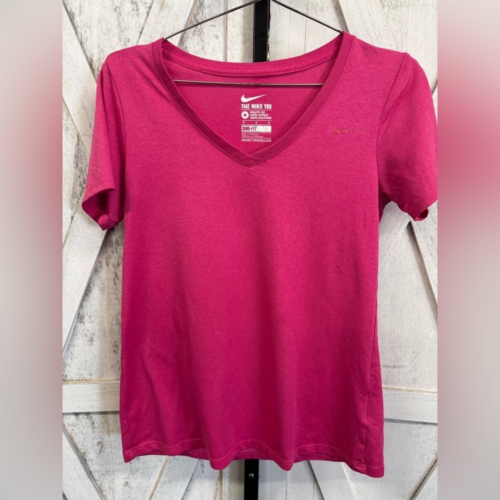 Nike Women's Pink V-Neck Tee
